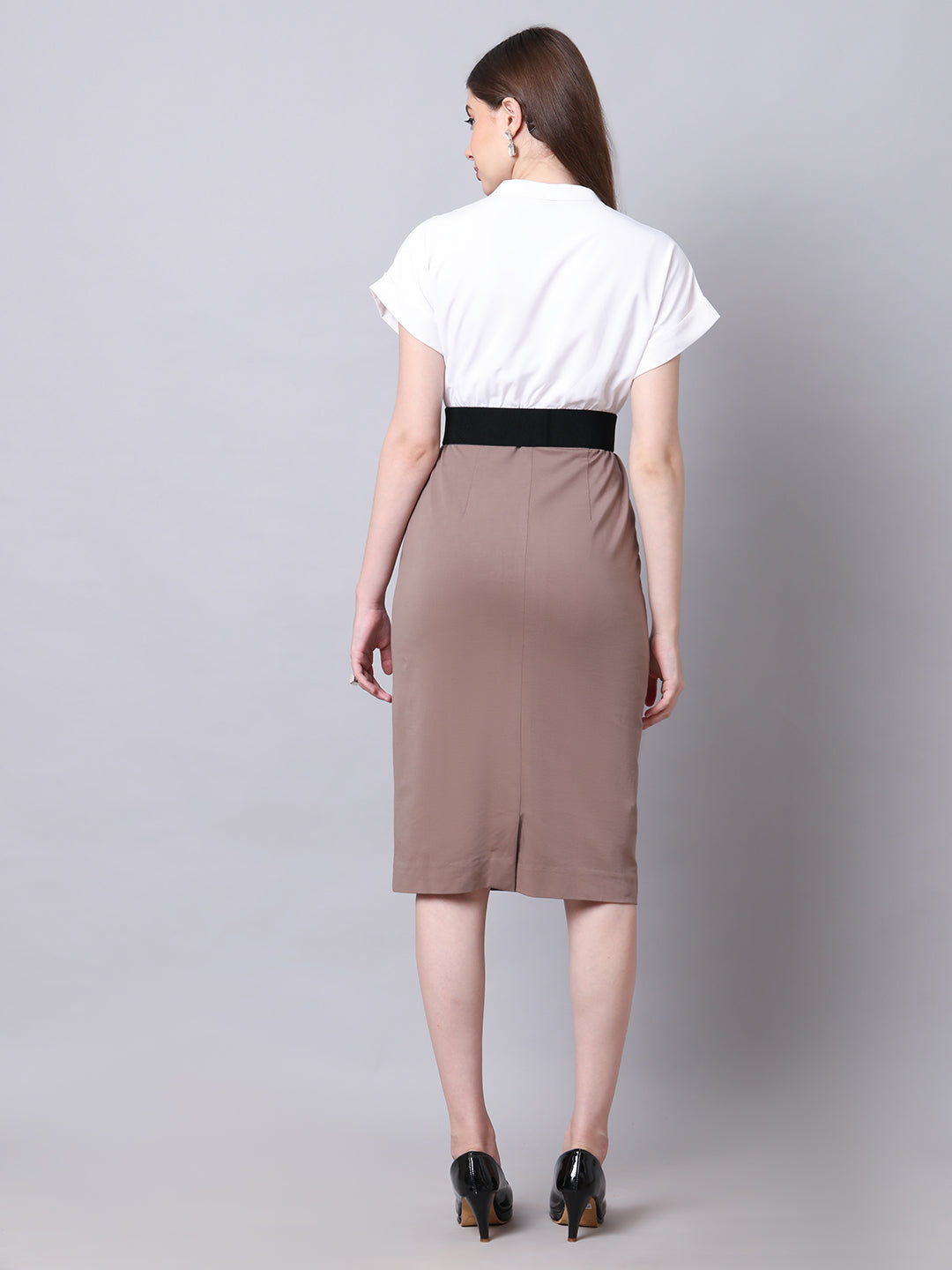 Exude Sparkling Color Block Blouson Dress With Belt (Beige)