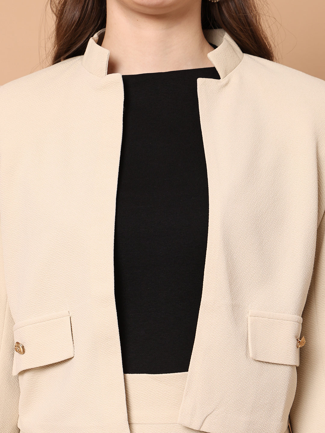 Exude Triumph Mandarin Collar Crop Blazer (Beige)