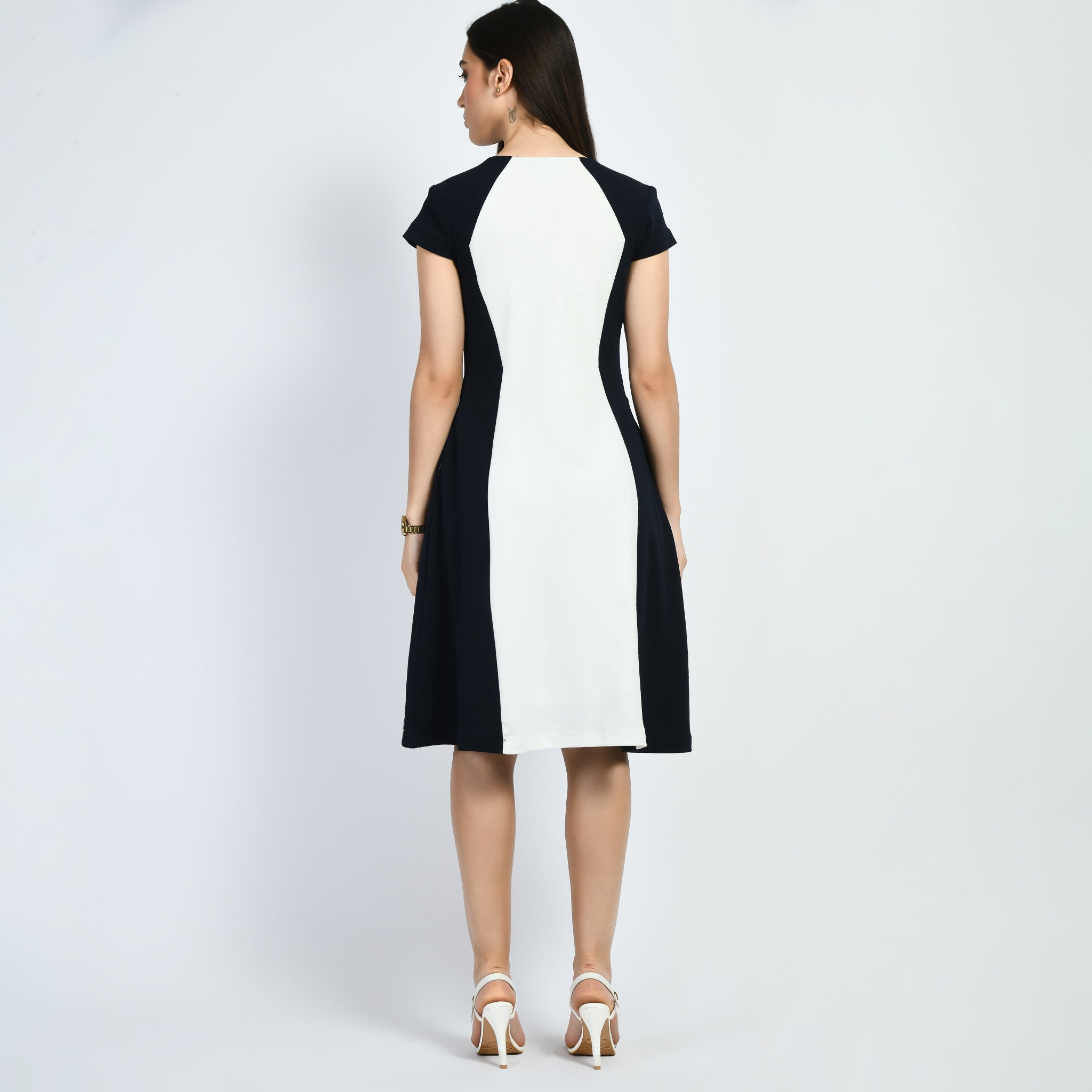 Exude Awe Colour-blocked Sculpt A-line Dress (Navy)