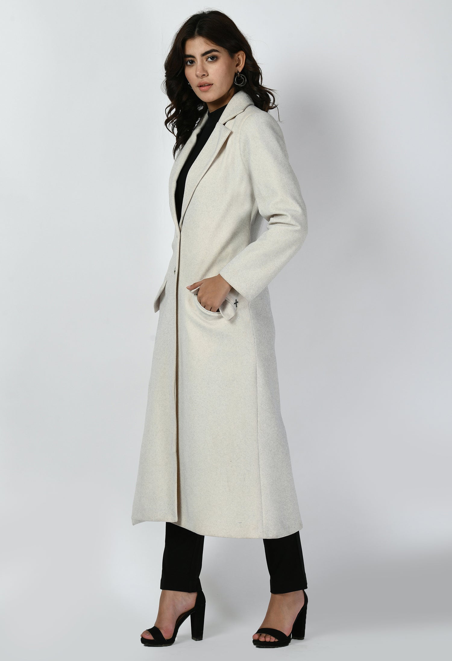 Exude Determination Wool-Blend Long Coat (Off White)