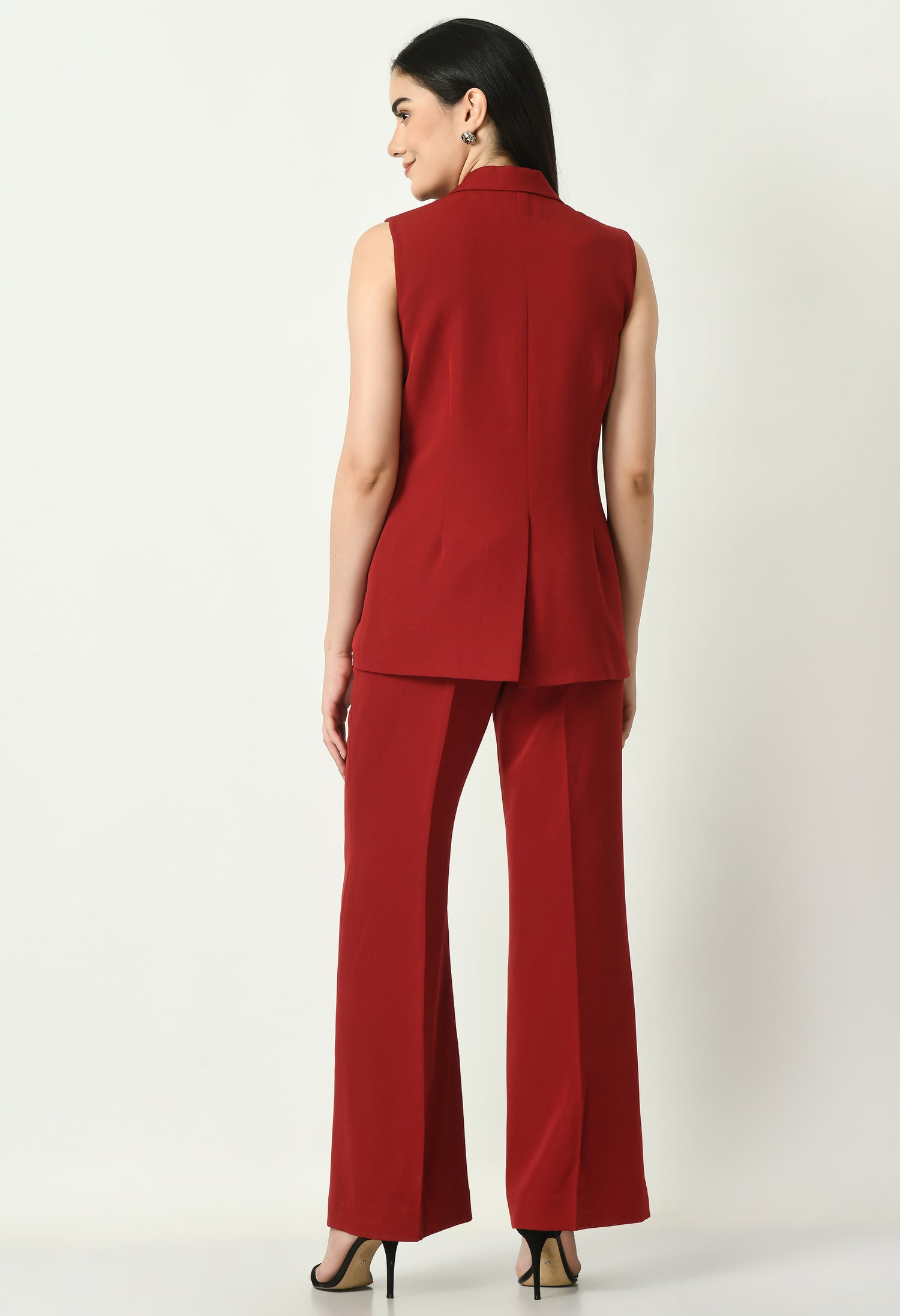 Exude Aspiration Sleeveless Blazer with Bootcut Trousers (Red)