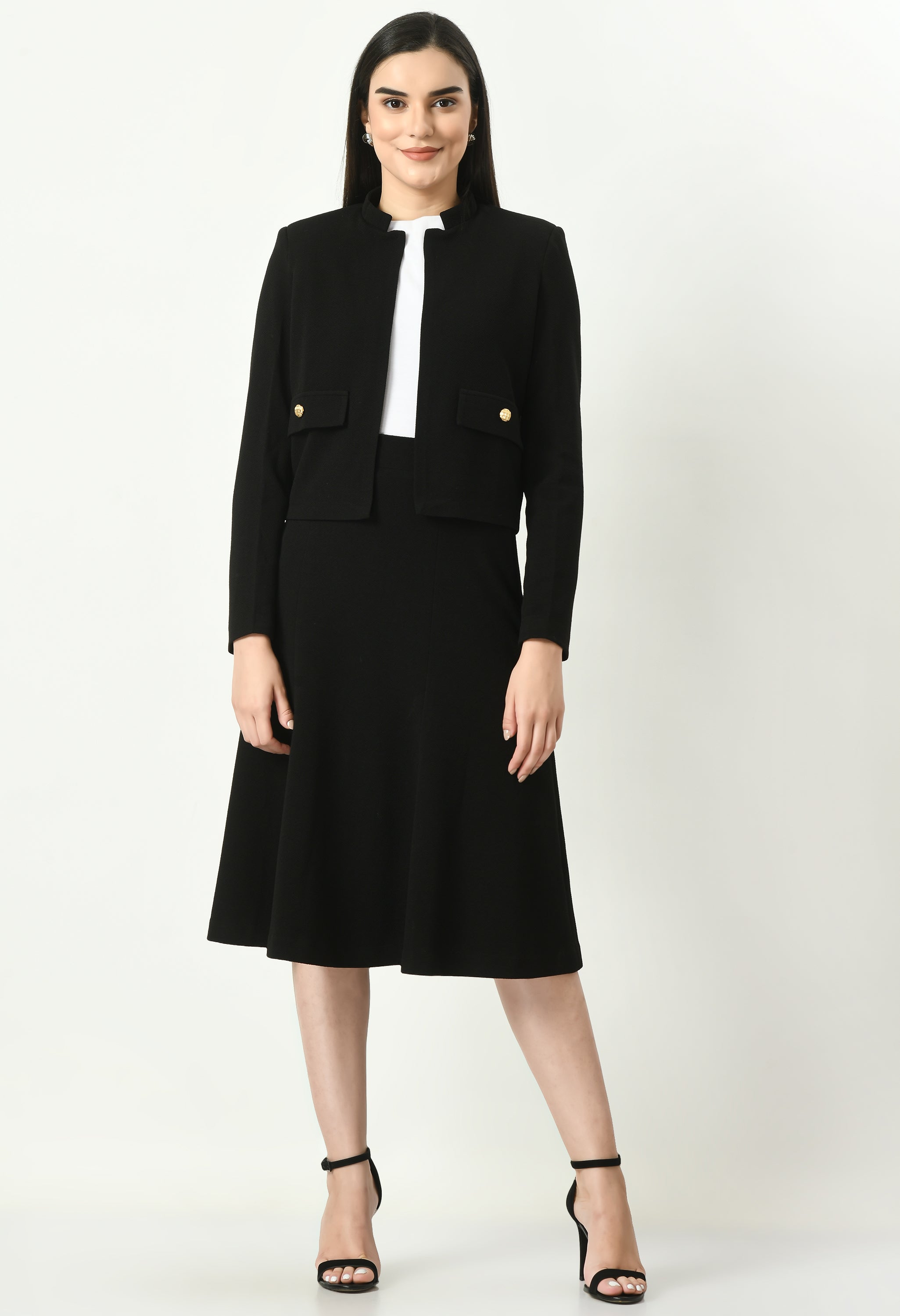 Exude Triumph Mandarin Collar Crop Blazer (Black)