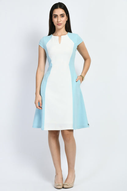 Exude Awe Colour-blocked Sculpt A-line Dress (Sky Blue)