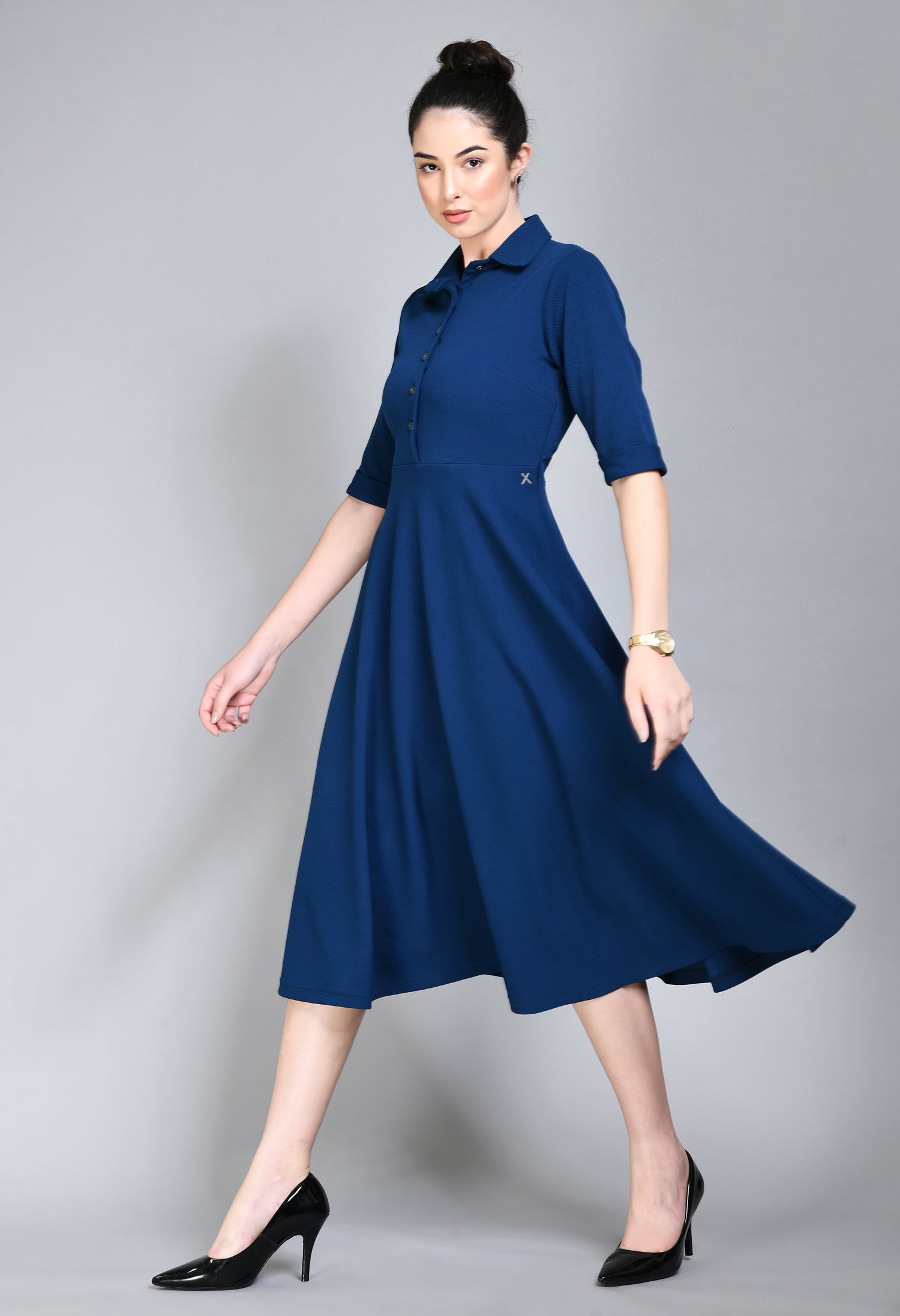 Exude Serenity Fit and Flared Shirt Midi Dress (Royal Blue)