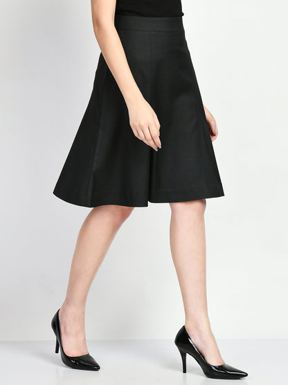 Exude Decisiveness Checked A-line Skirt (Black)