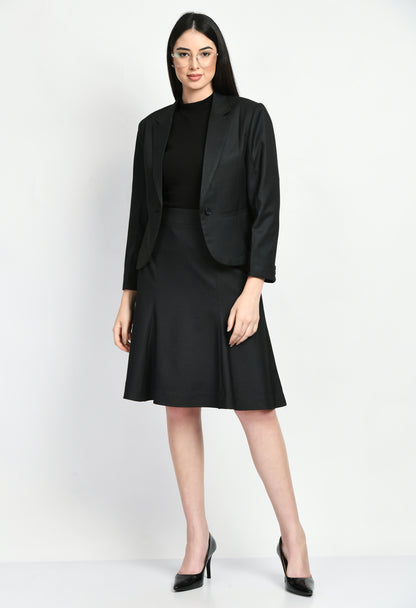 Exude Radiance Checked Short Blazer A-line Skirt Suit (Black)