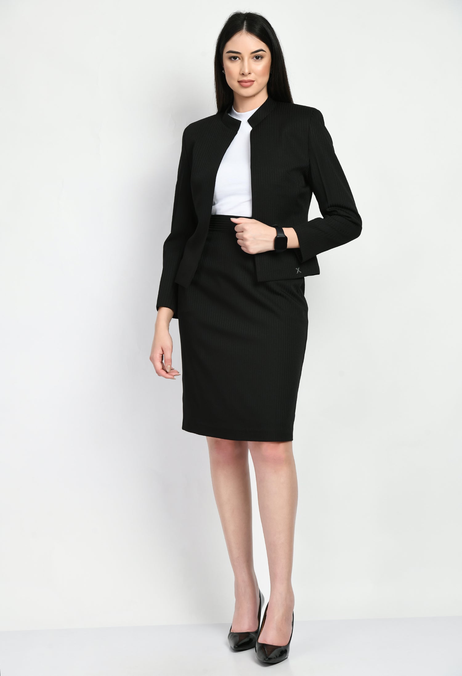 Exude Insight Striped Short Blazer Pencil Skirt Suit (Black)