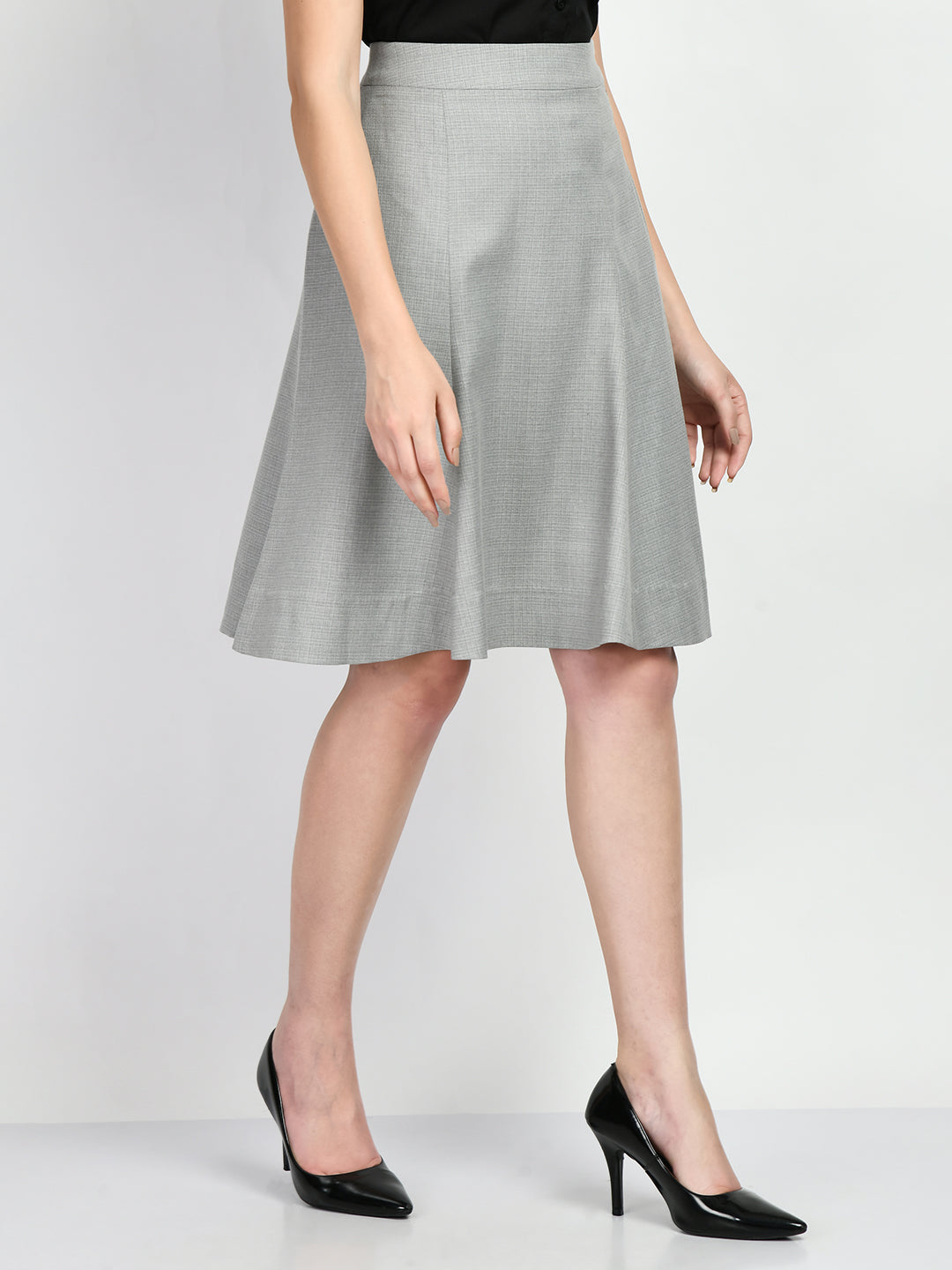 Exude Decisiveness Checked A-line Skirt (Grey)