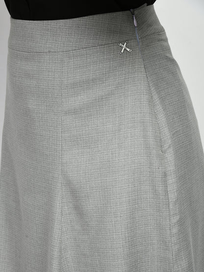 Exude Decisiveness Checked A-line Skirt (Grey)